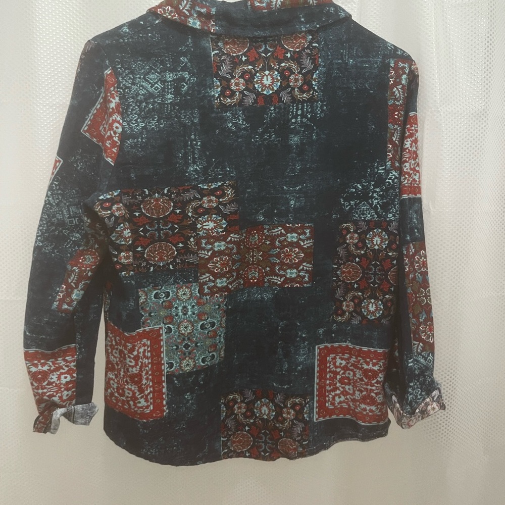 SHEIN Multicolor Patterned Top - Picture 2 of 4